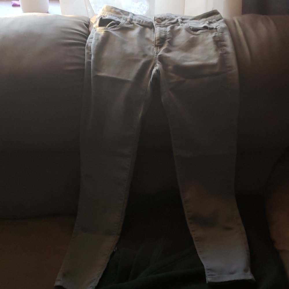 Size 2   women's jeans ( made by gerie jeans )